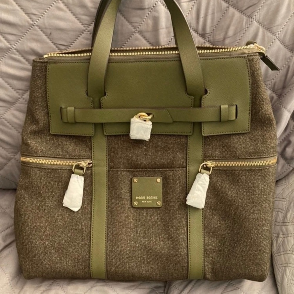 Rare! NWOT Henri Bendel Lrg JetSetter Olive Tweed